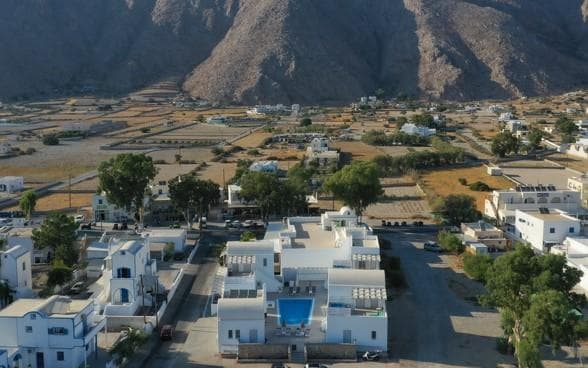 Petra Aqua Villa +16 Santorini