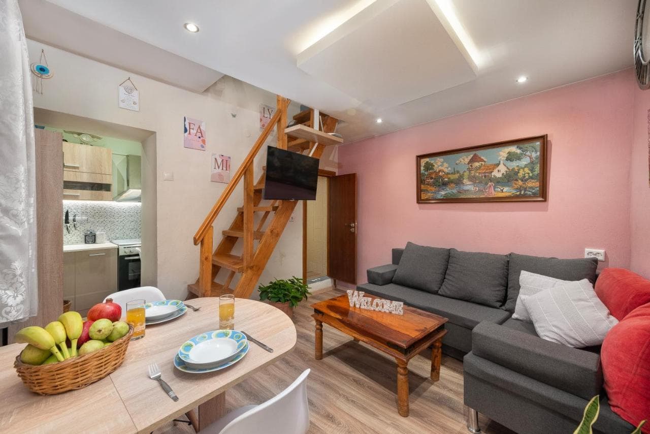 Casa Baboulas Old Town