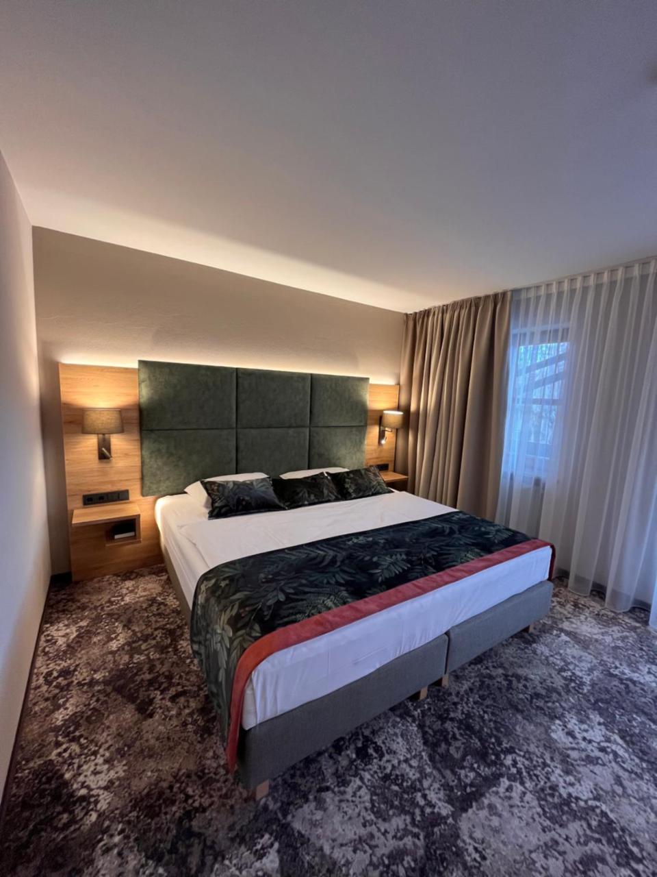 Appartement-Hotel Holzl 1