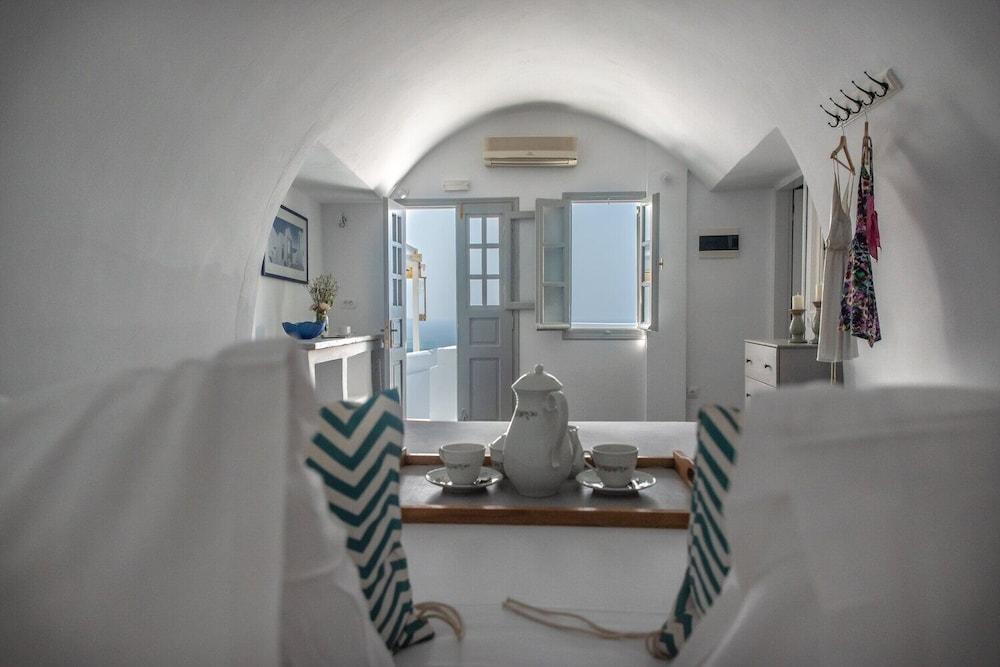 La Roka Cliffside Memories 2