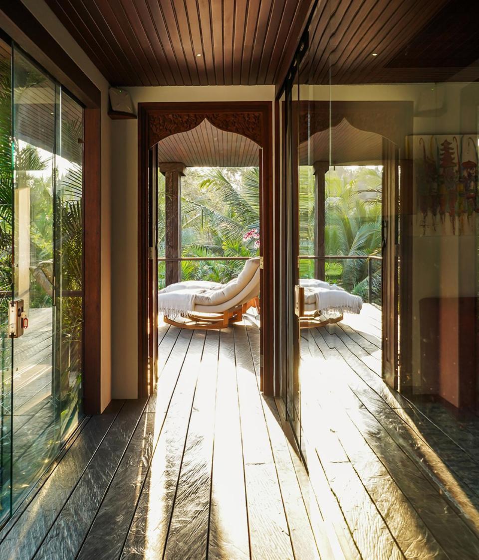 Dwa Chandra Full-Service 5br Villa in Nature Sanctuary 2