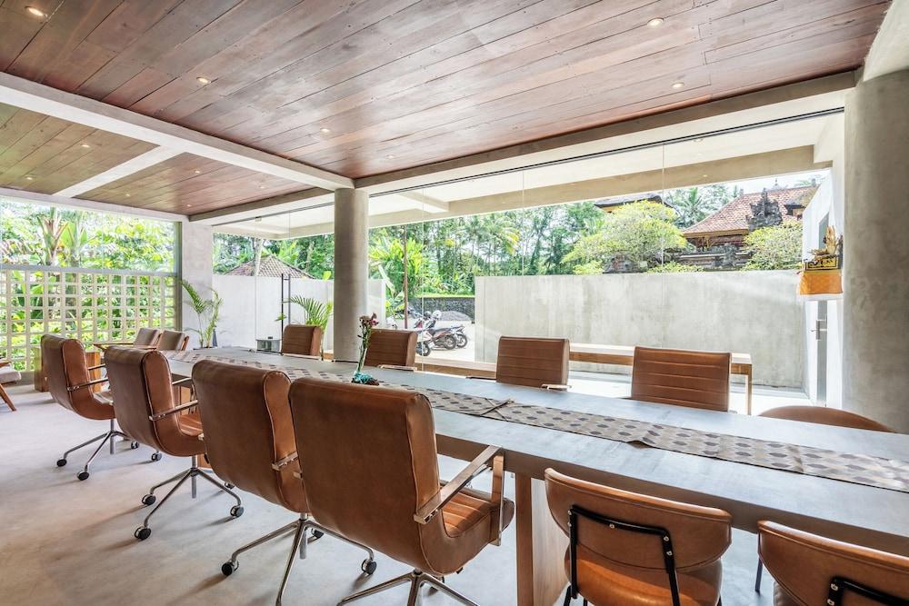 Work Stay And Unwind - Jungle Vista Apartments in Ubud by Bcg 1