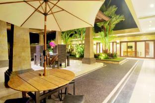 Sari Sasih Hillside by Reccoma 1