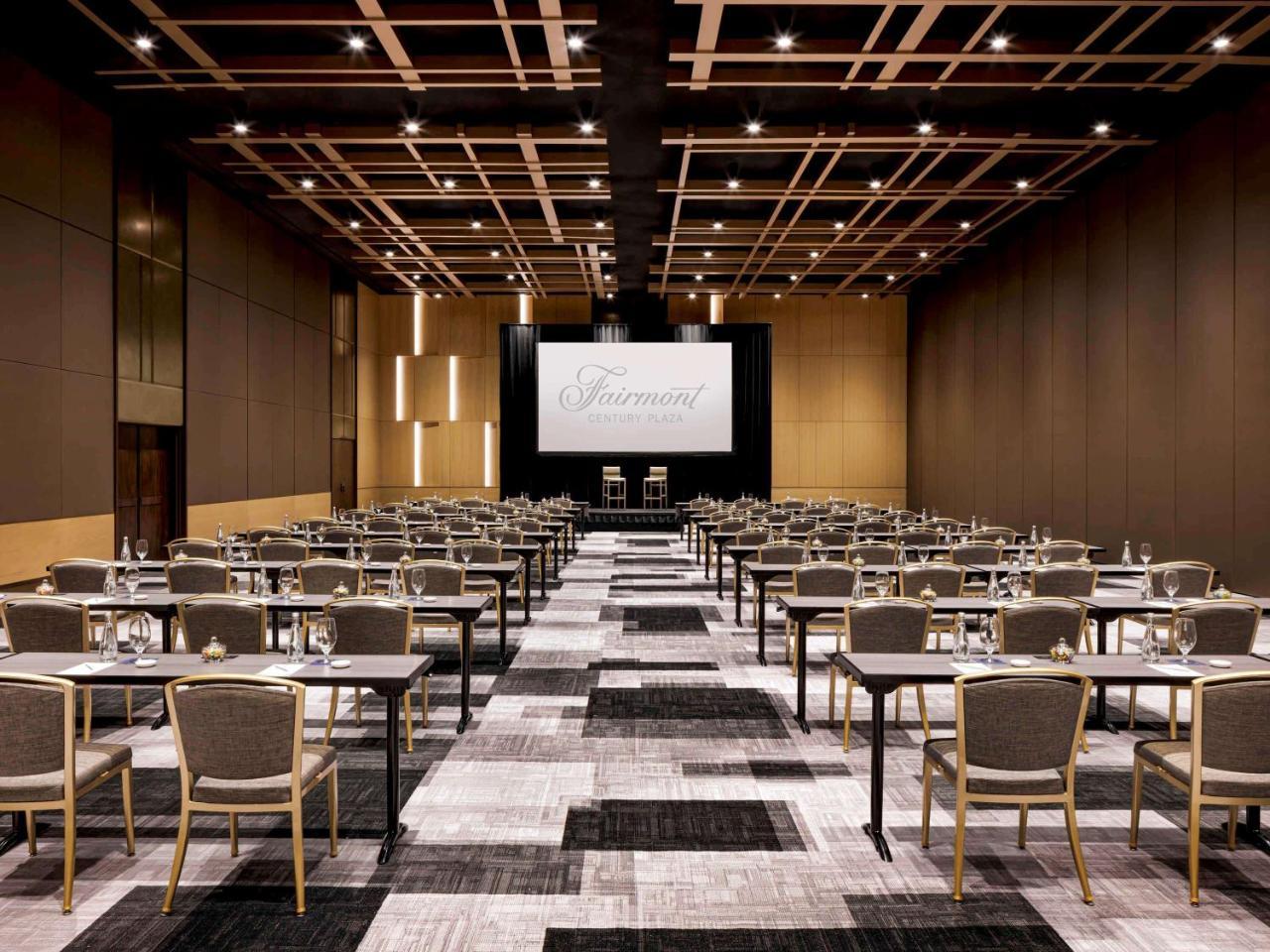 Fairmont Century Plaza Hotel 2