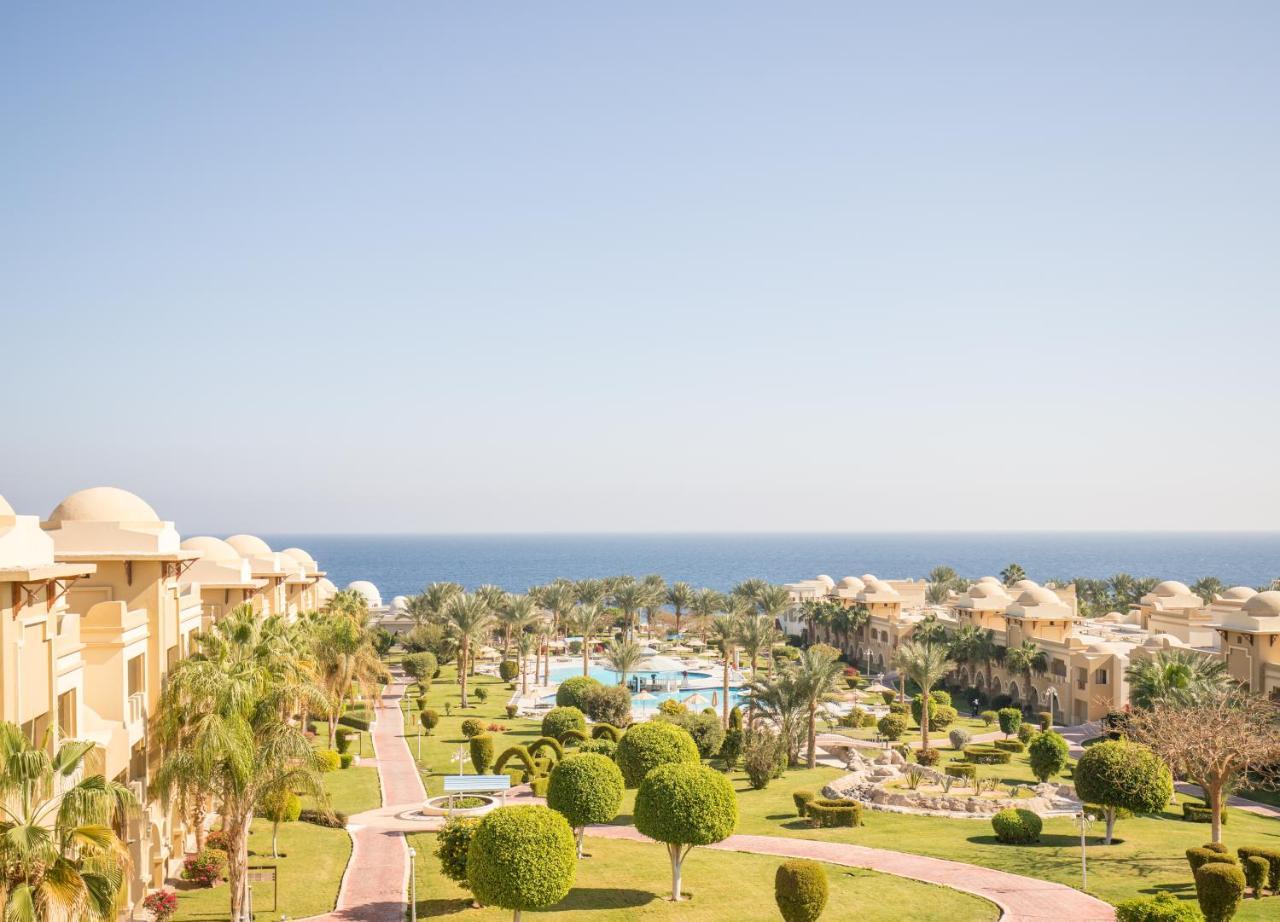 Serenity Alpha Beach 2