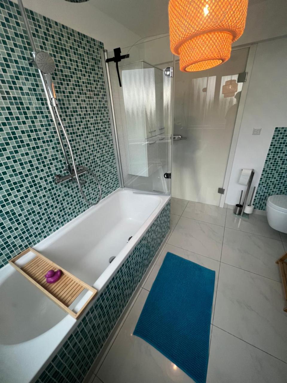 Zimmer Im Haus Nahe Ubahn 2