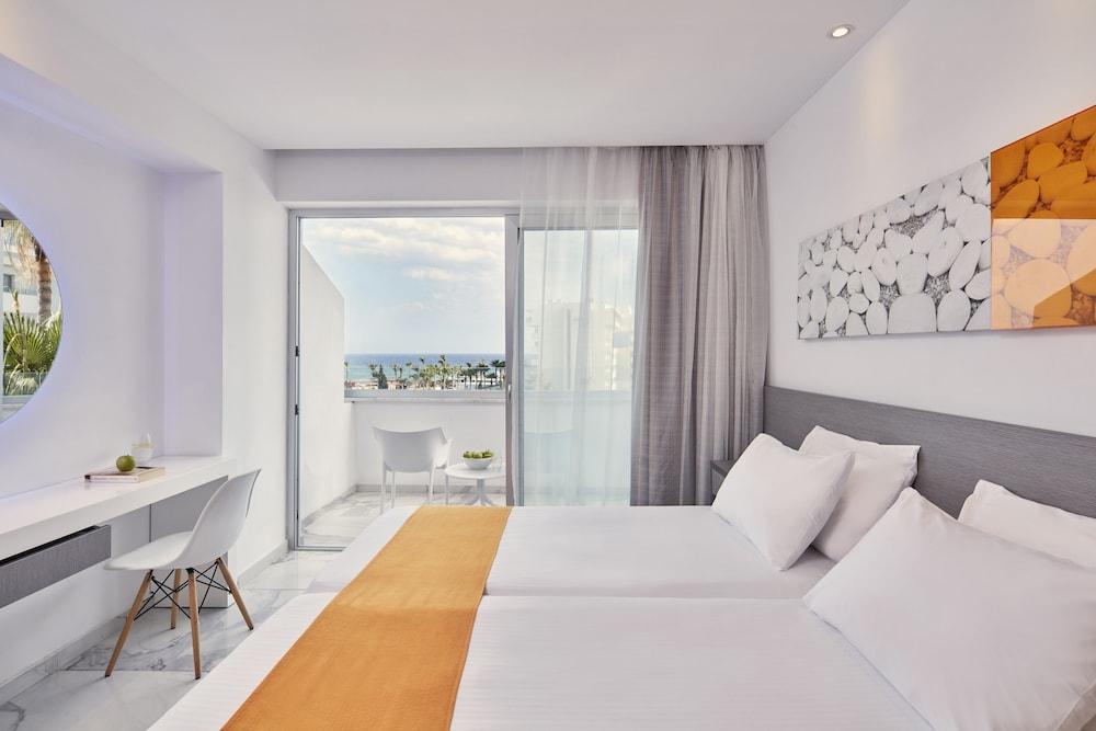 Atlantica Sancta Napa Hotel 2