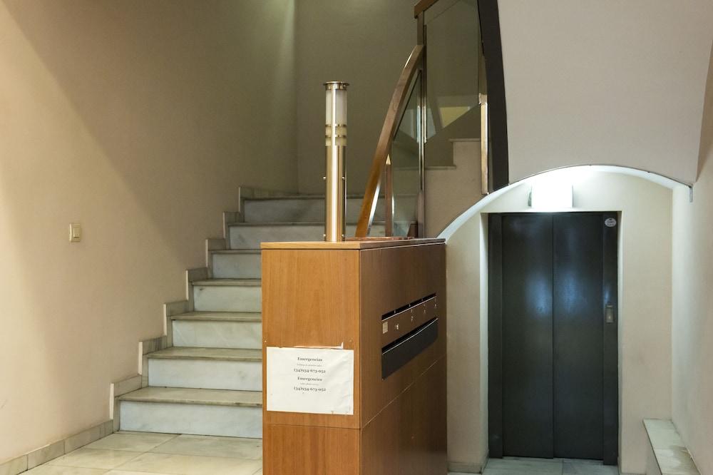 Palau de la Musica Apartments 1