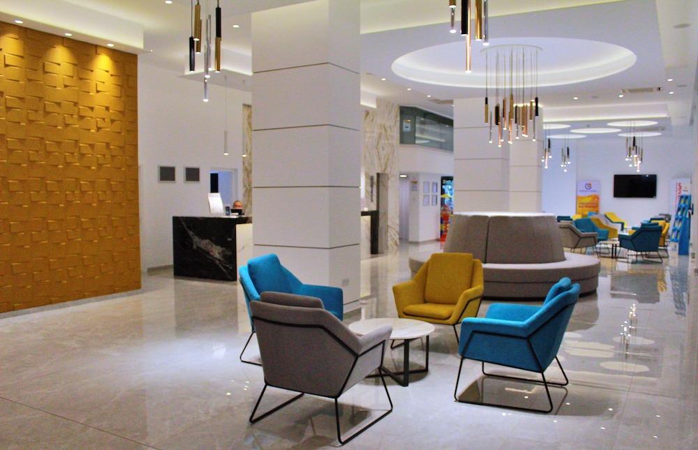 Kapetanios Bay Hotel 2