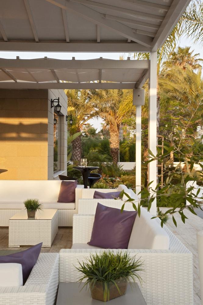 Christofinia Hotel 1