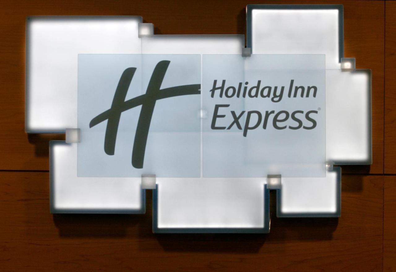 Holiday Inn Express Sant Cugat by Ihg 1