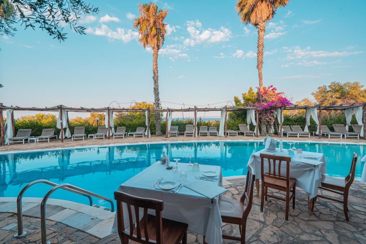 Galanias Hotel & Retreat