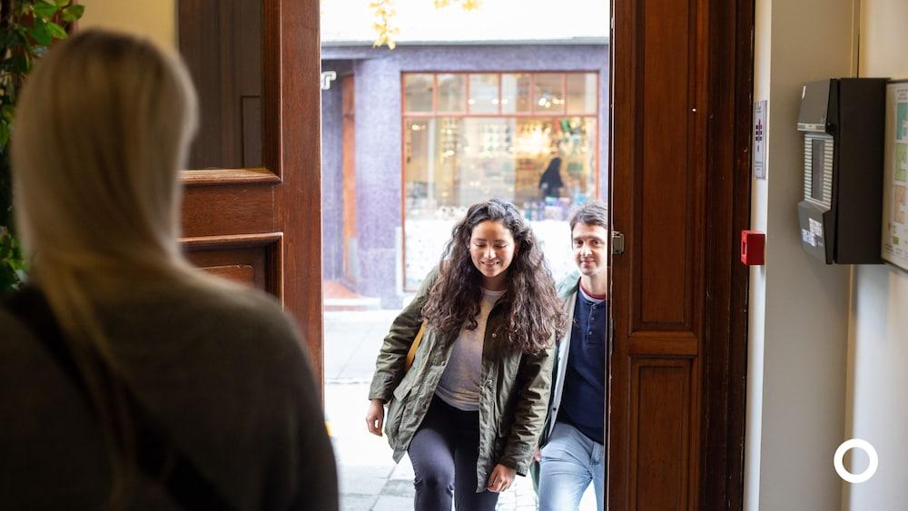 Centerhotel Skjaldbreid 1