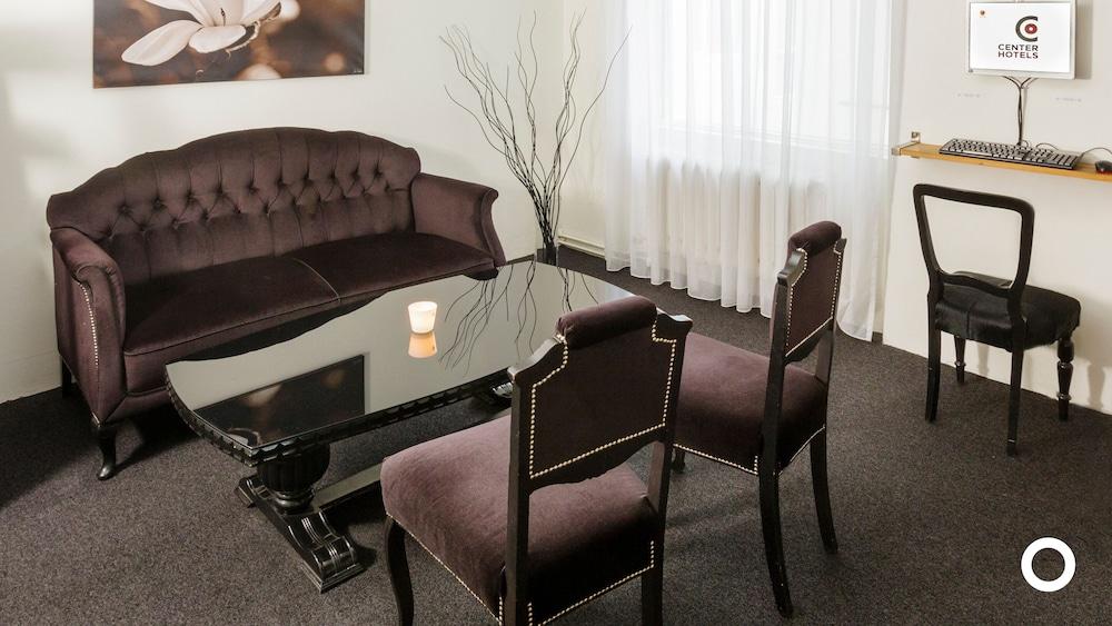 Centerhotel Skjaldbreid 2