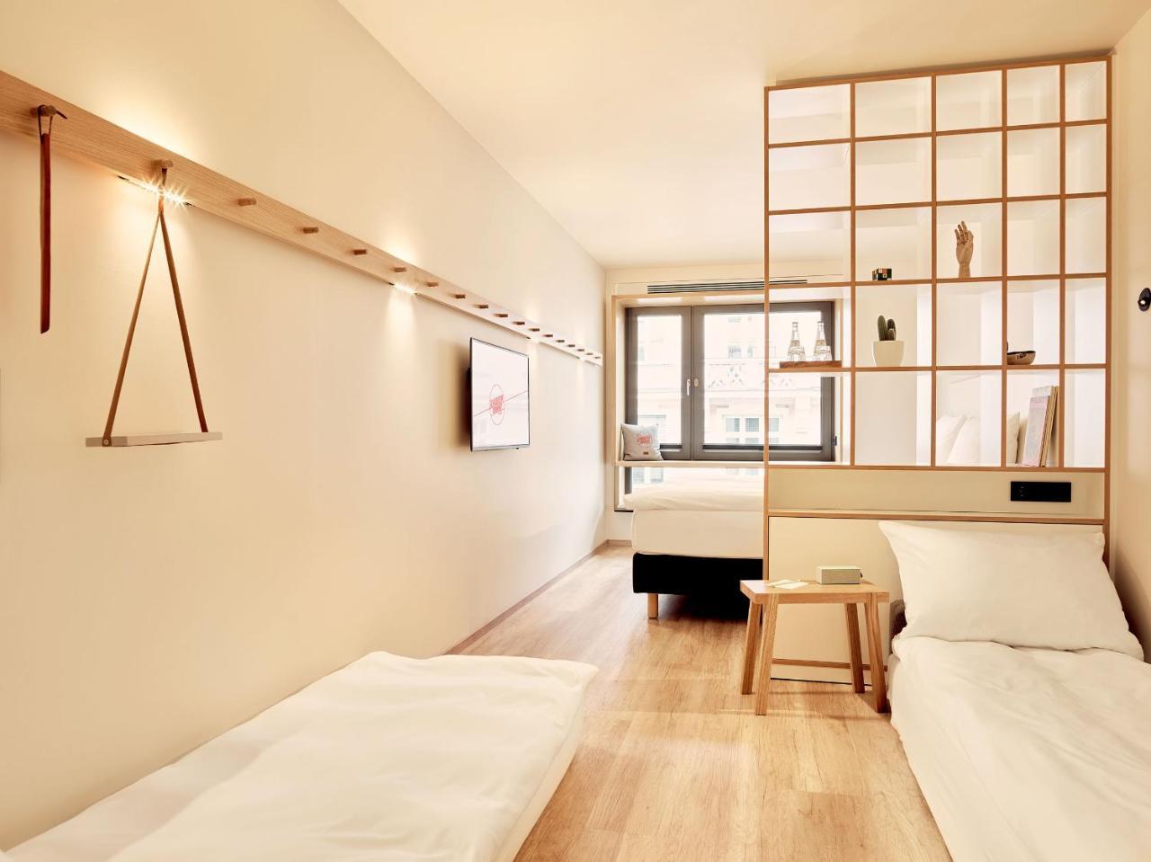 Schwabinger Wahrheit by Geisel 2