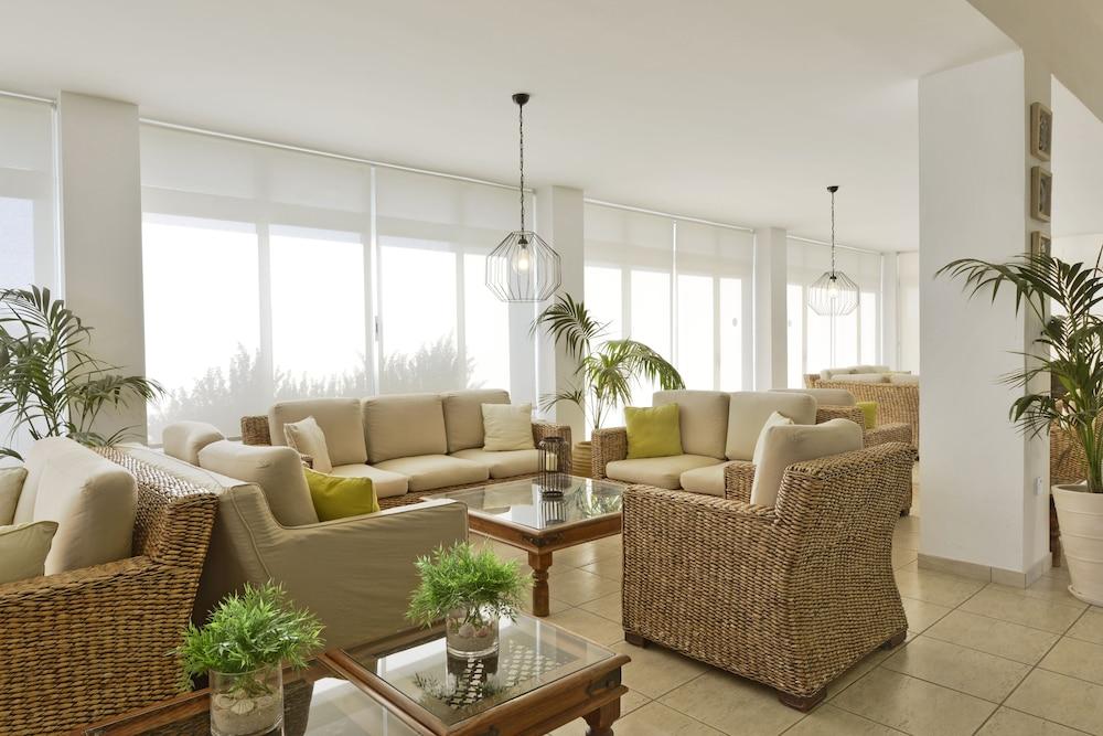 The Makronisos Holiday Village 2