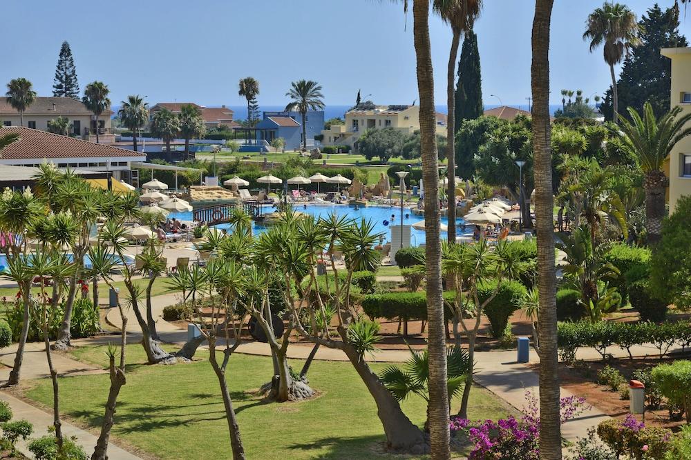 The Makronisos Holiday Village