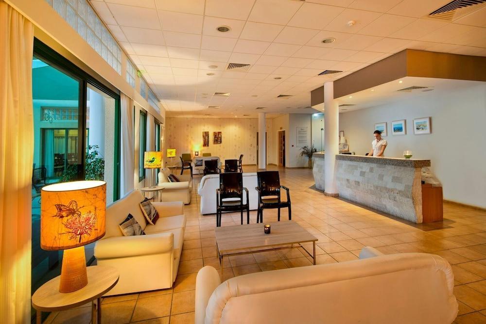 Natura Beach Hotel & Villas 1