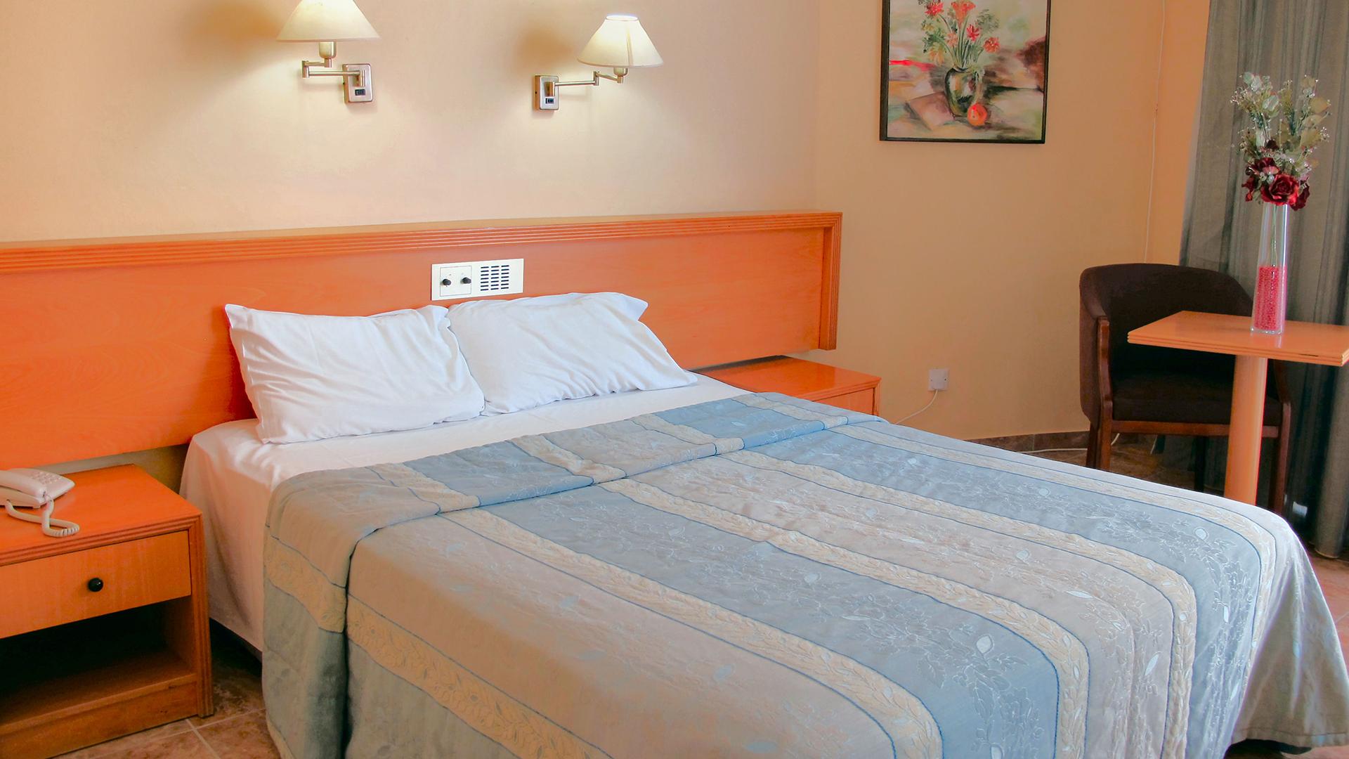 Flamingo Beach Hotel