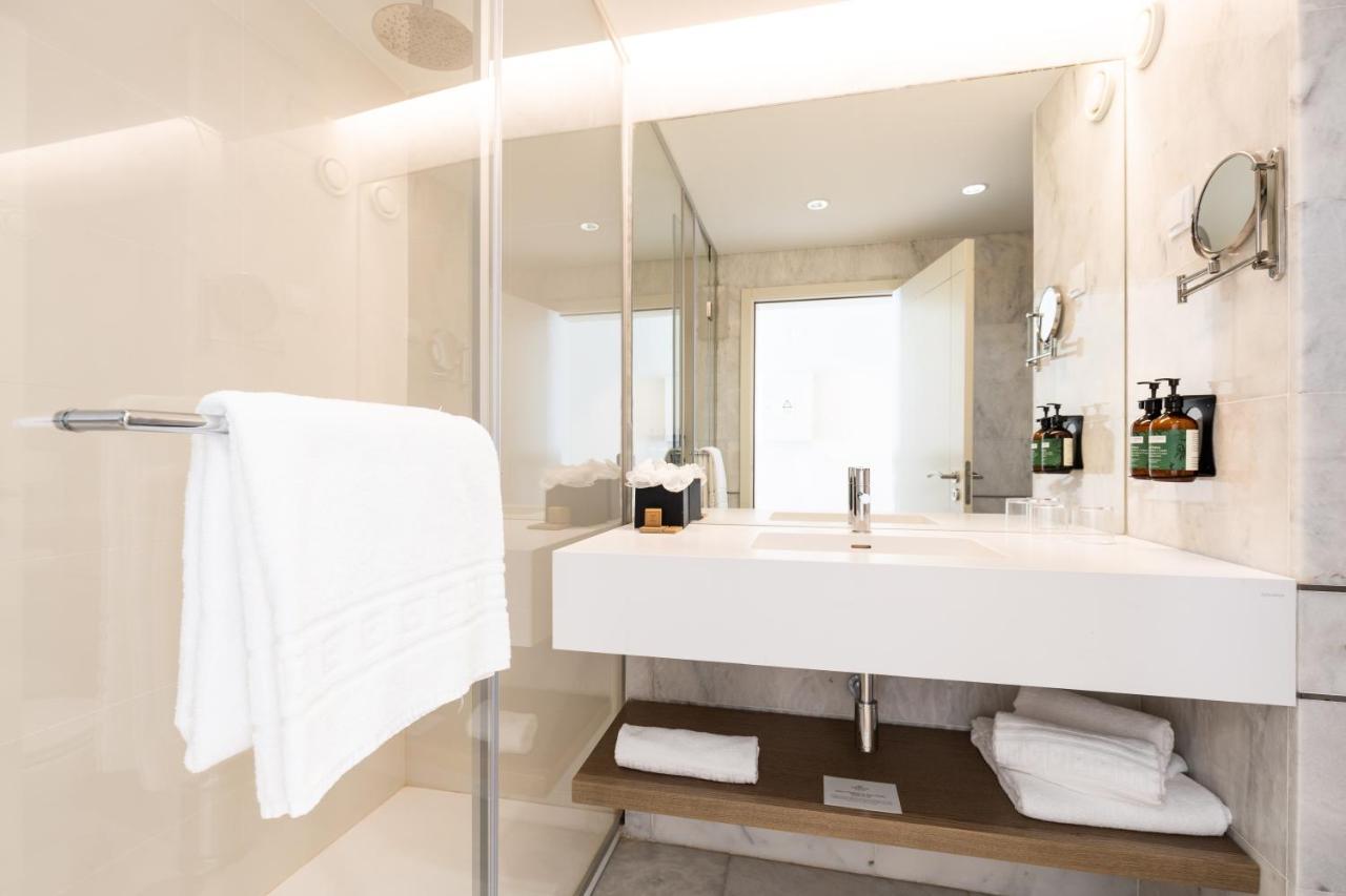 Crowne Plaza Caparica Lisbon 1