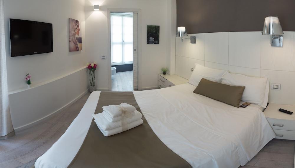 Rigel Villanova Rooms 1