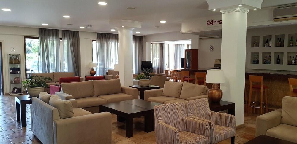 Helios Bay Hotel And Suites 1