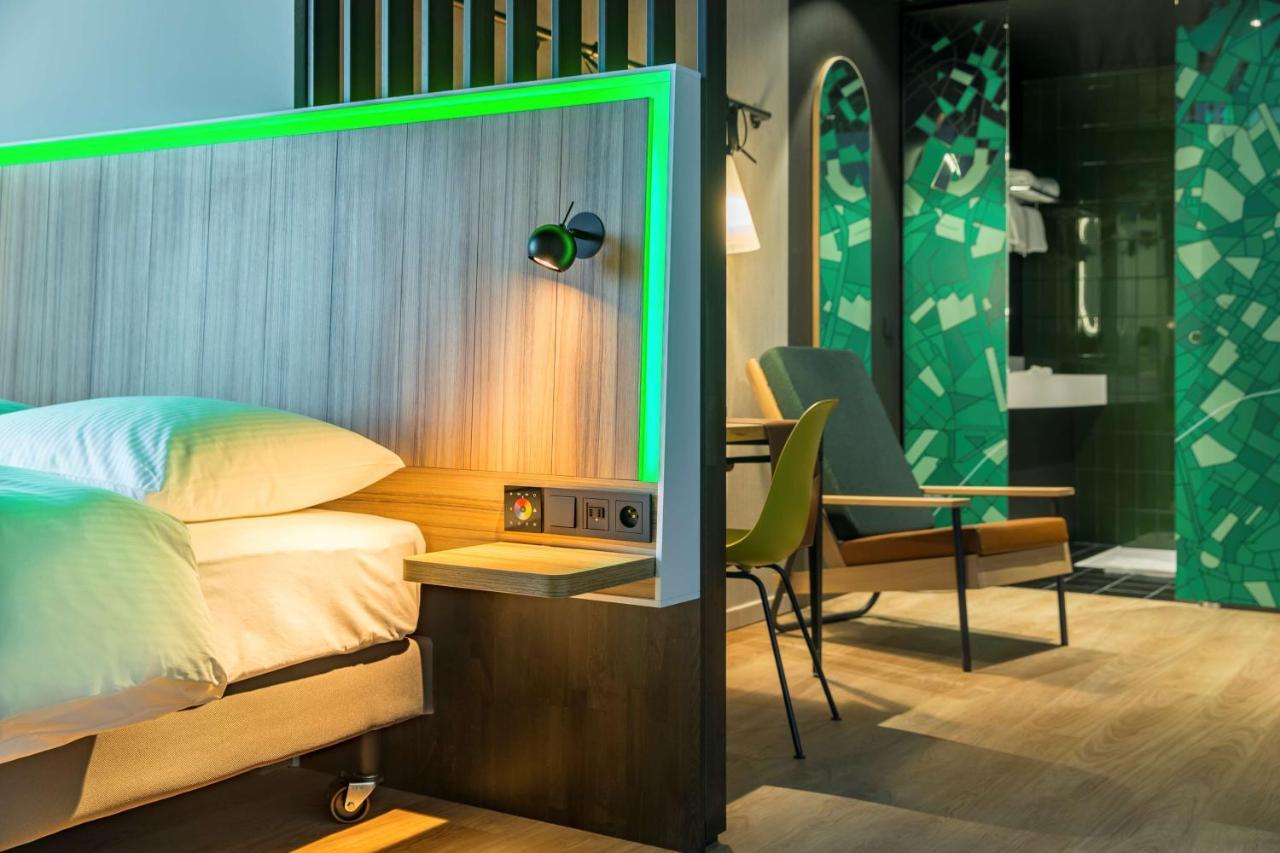 Park Inn by Radisson Brussels Airport 2