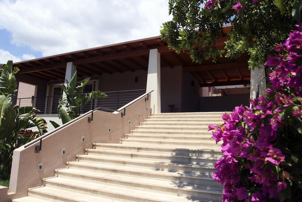 Th Costa Rei Free Beach Resort 1