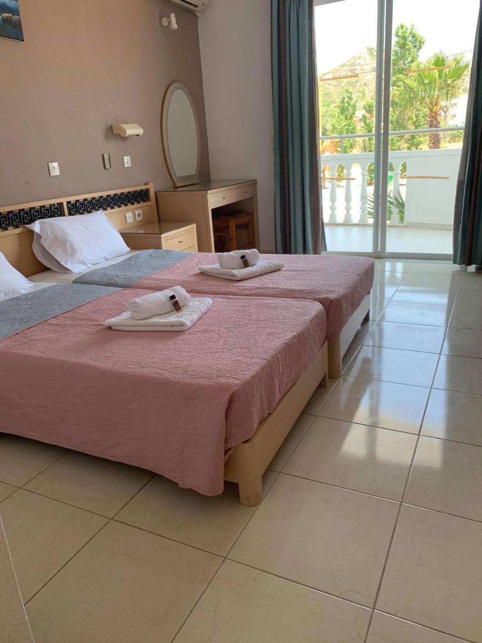 White Palace Studios 1