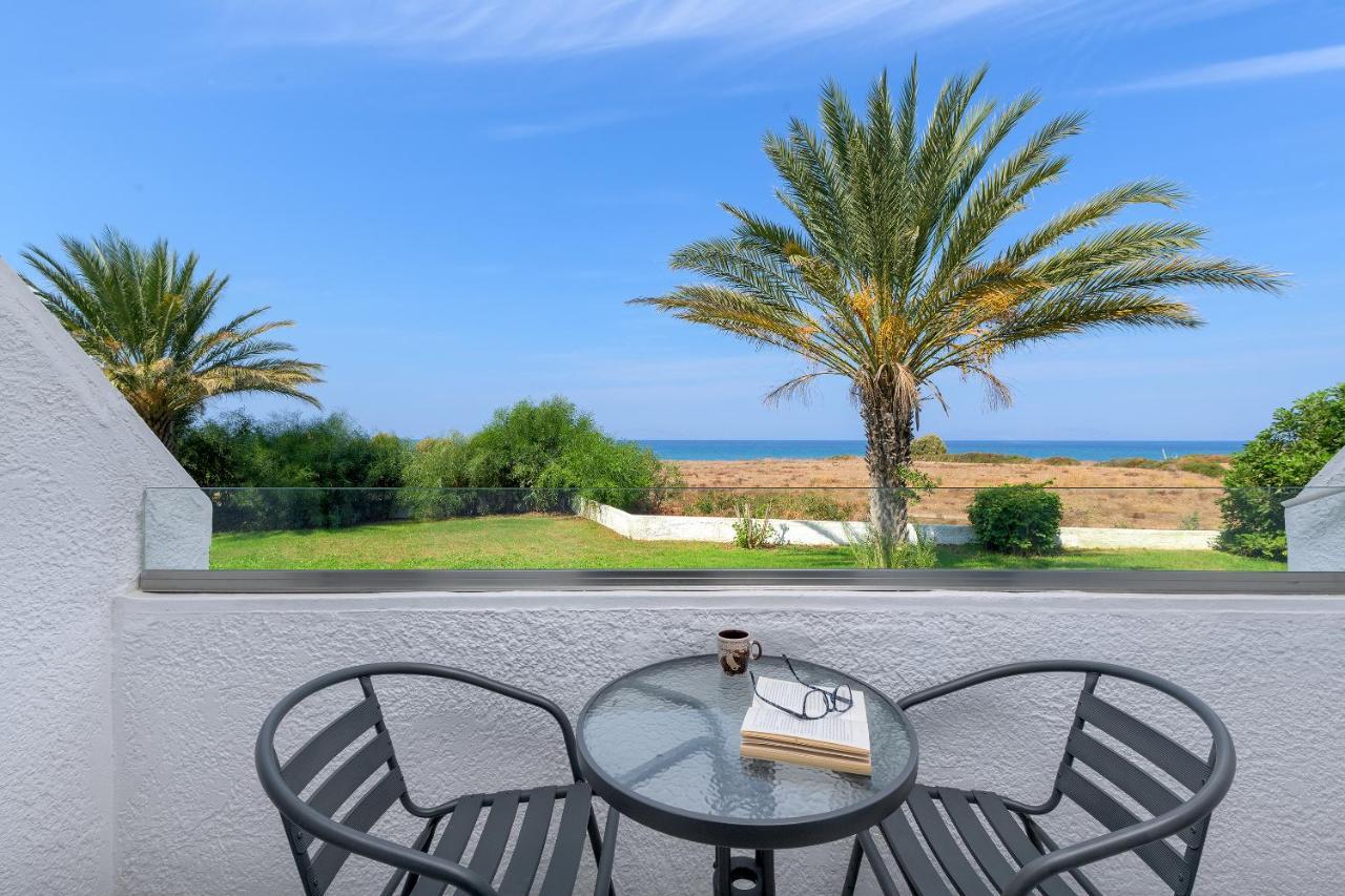 Nirvana Beach Hotel 1