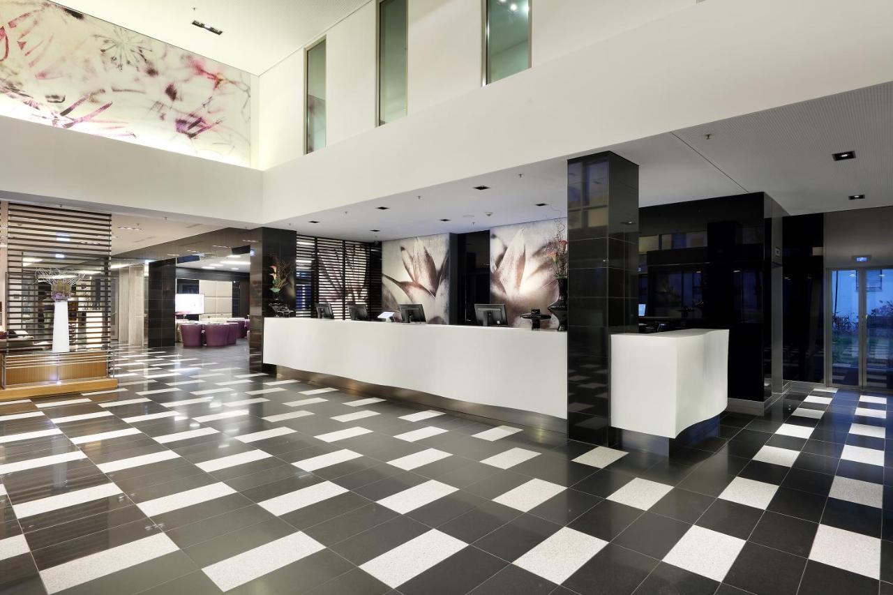 Eurostars Grand Central 1