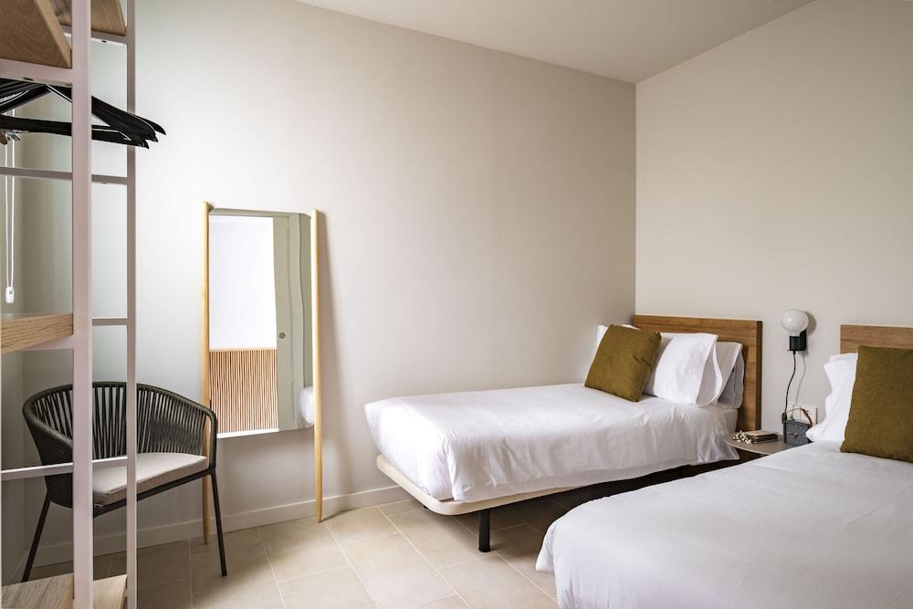 Aspasios Garden Apartments