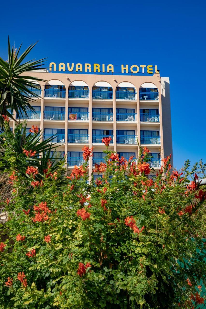 Navarria Hotel