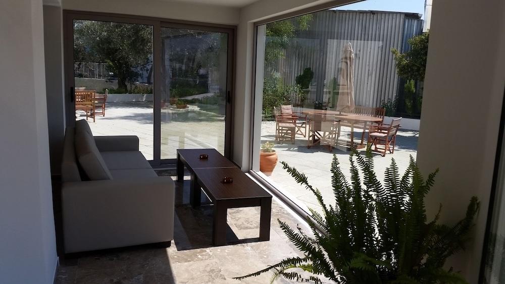 Saint George Resort 2