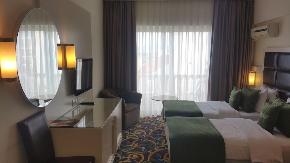 Oscar Resort Hotel 2