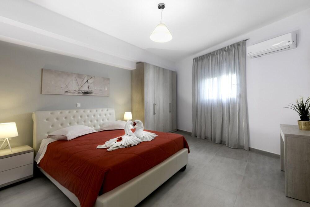Lindos Kalathos Luxury Apartments 2
