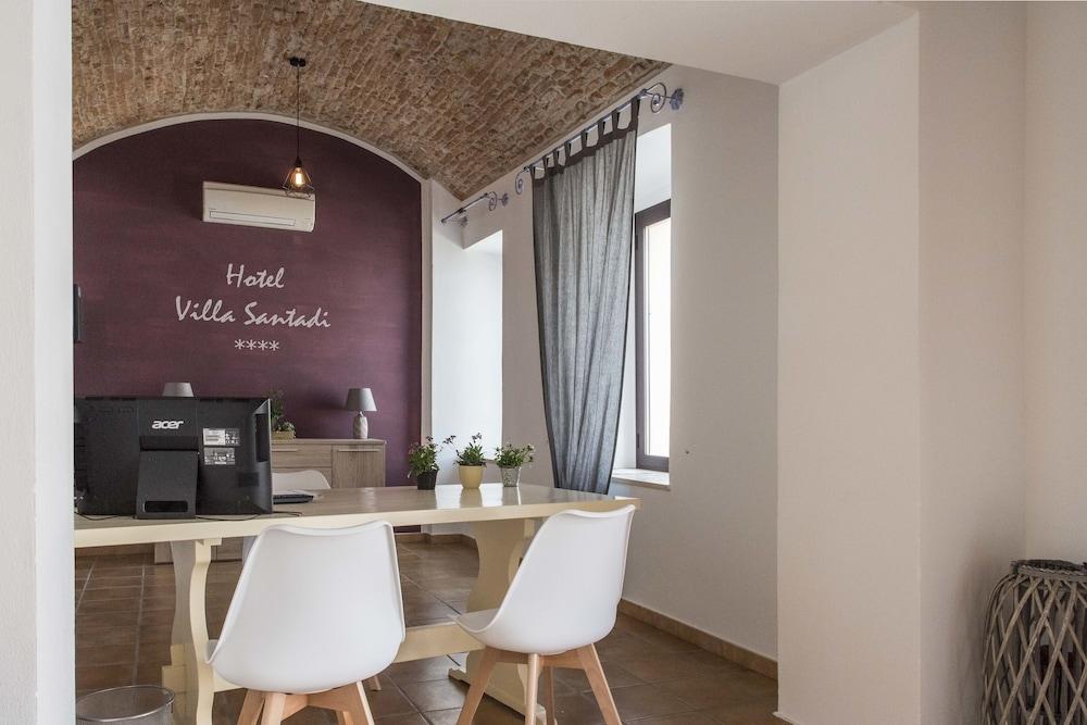 Villa Santadi Boutique Hotel 2