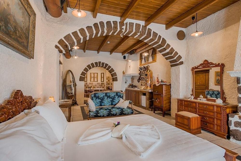 Koukos Traditional Guesthouse (Adults only) 2