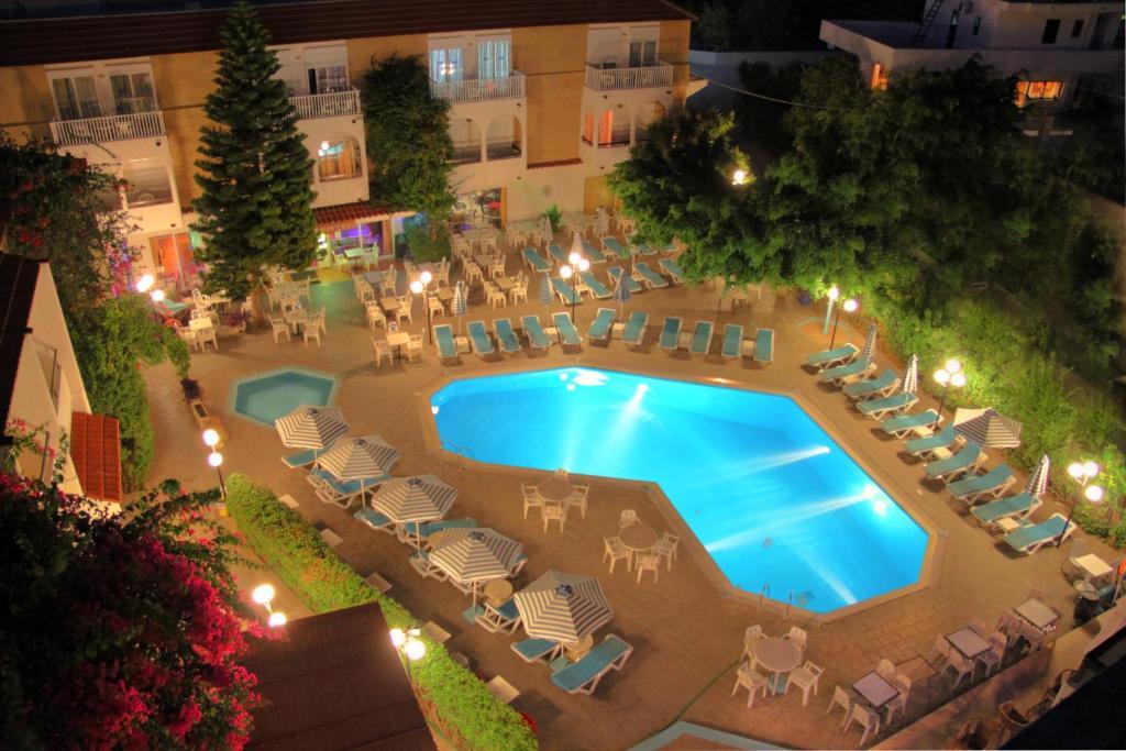 Kassandra Hotel 1