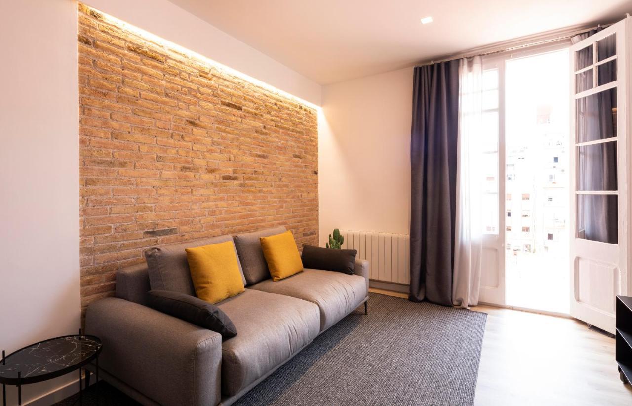 Aspasios Sagrada Familia Apartments 1