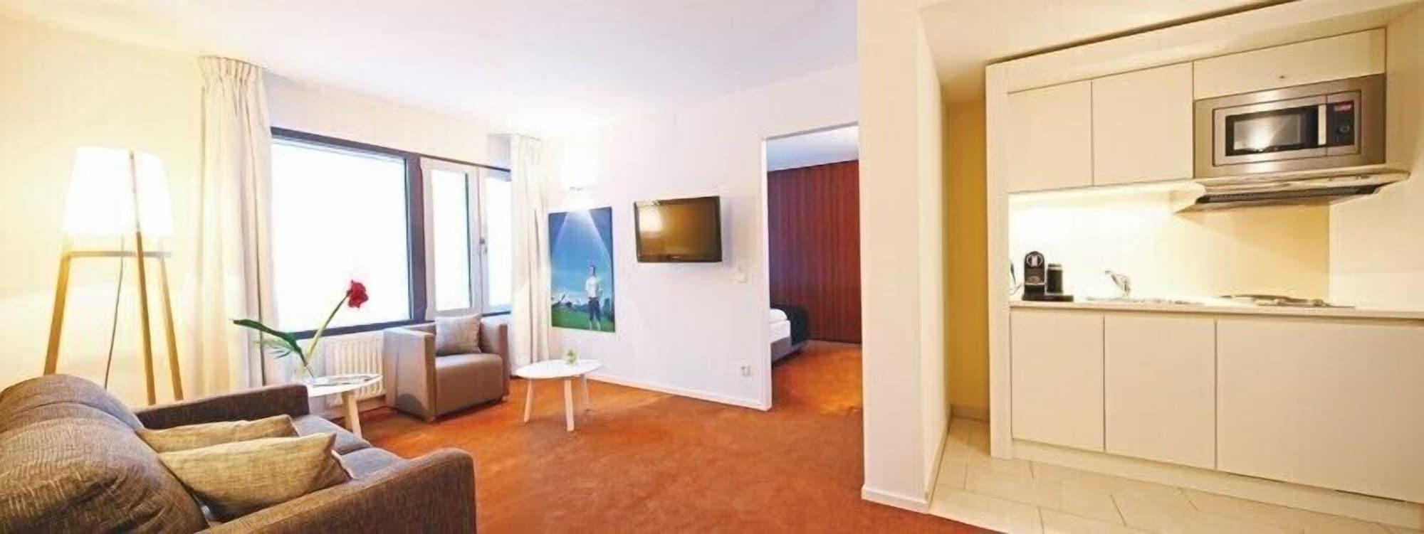 Pandion Boardinghouse 1