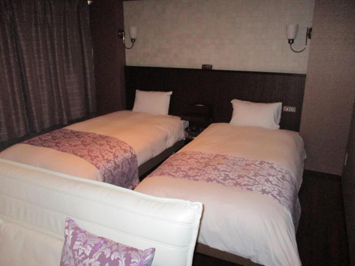 Town Hotel Forty One