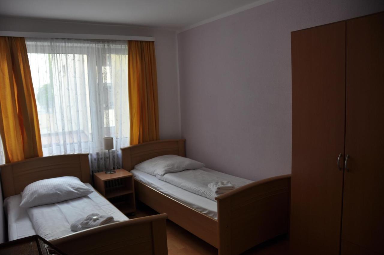 Hotel-Pension Asta 2