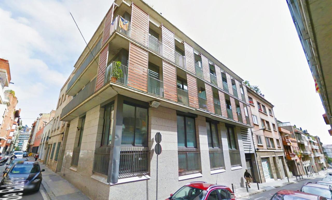 My Space Barcelona Guell Terrace Center 1