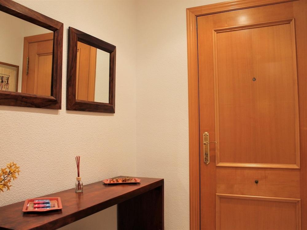 Suitur Beach Apartment with Pool 1