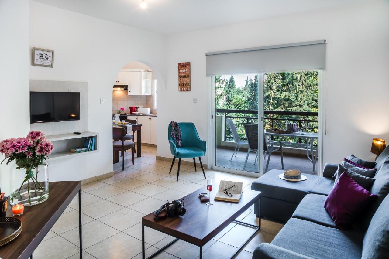 Artemis Cynthia Complex 2