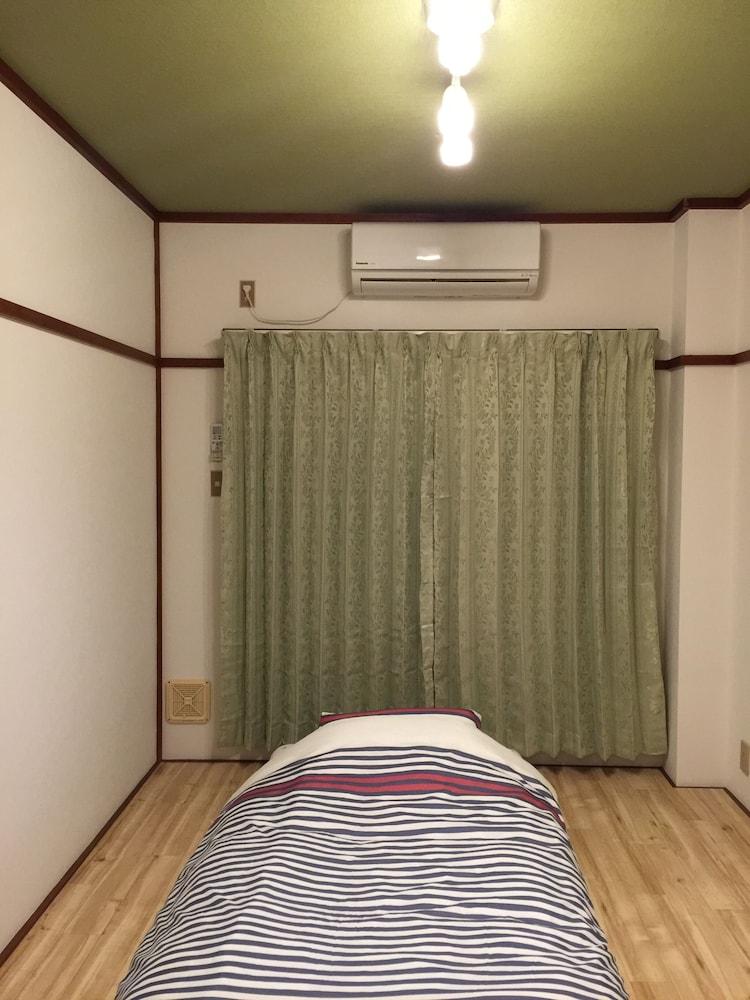 Kanazawa-Hachitabi Renri 1