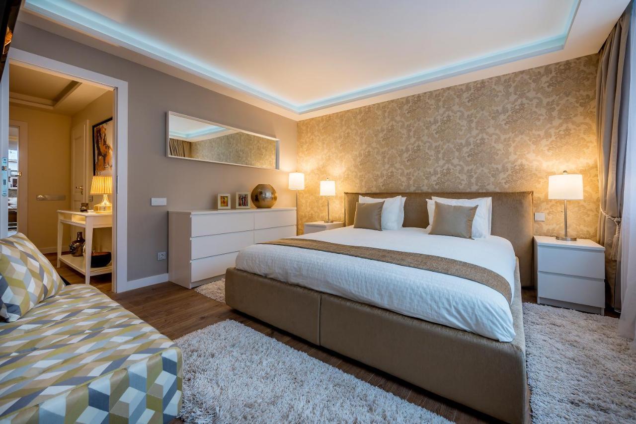 Hills Park Luxury Apartment 1