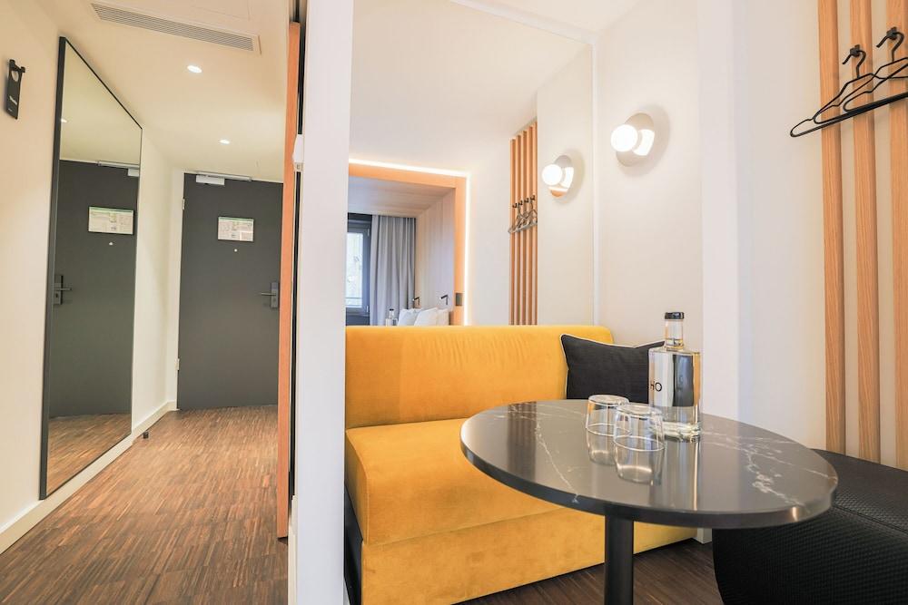 Bob W Munchner Freiheit 1