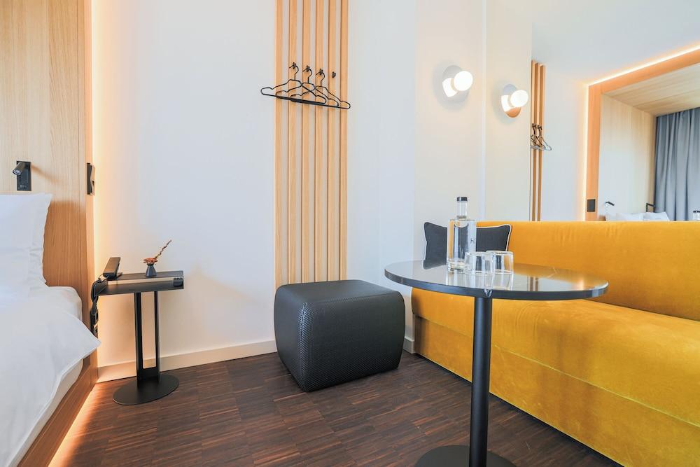 Bob W Munchner Freiheit 2